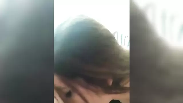 بنت حلوة أخذت مص زب من رجل تركي.
